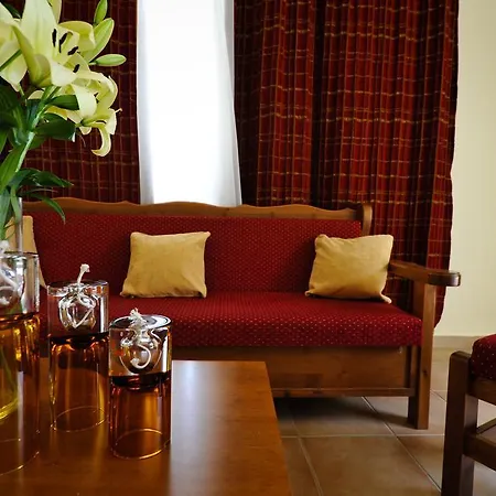 Verga Apartments & Suites Καλαμάτα Εξωτερικό φωτογραφία