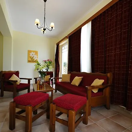 Verga Apartments & Suites Καλαμάτα Εξωτερικό φωτογραφία